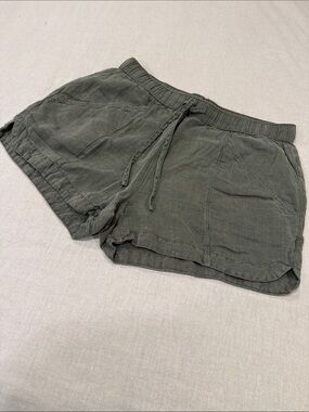 C&C California Olive Green Drawstring Casual Shorts